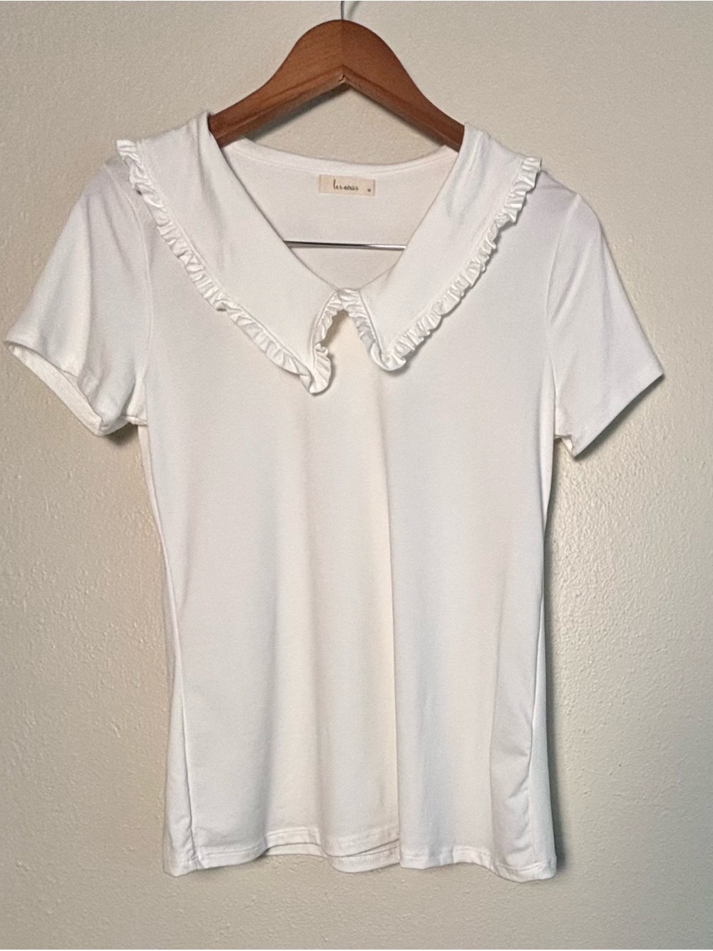 Les Amis Medium White Ruffle Collar Short Sleeve Top